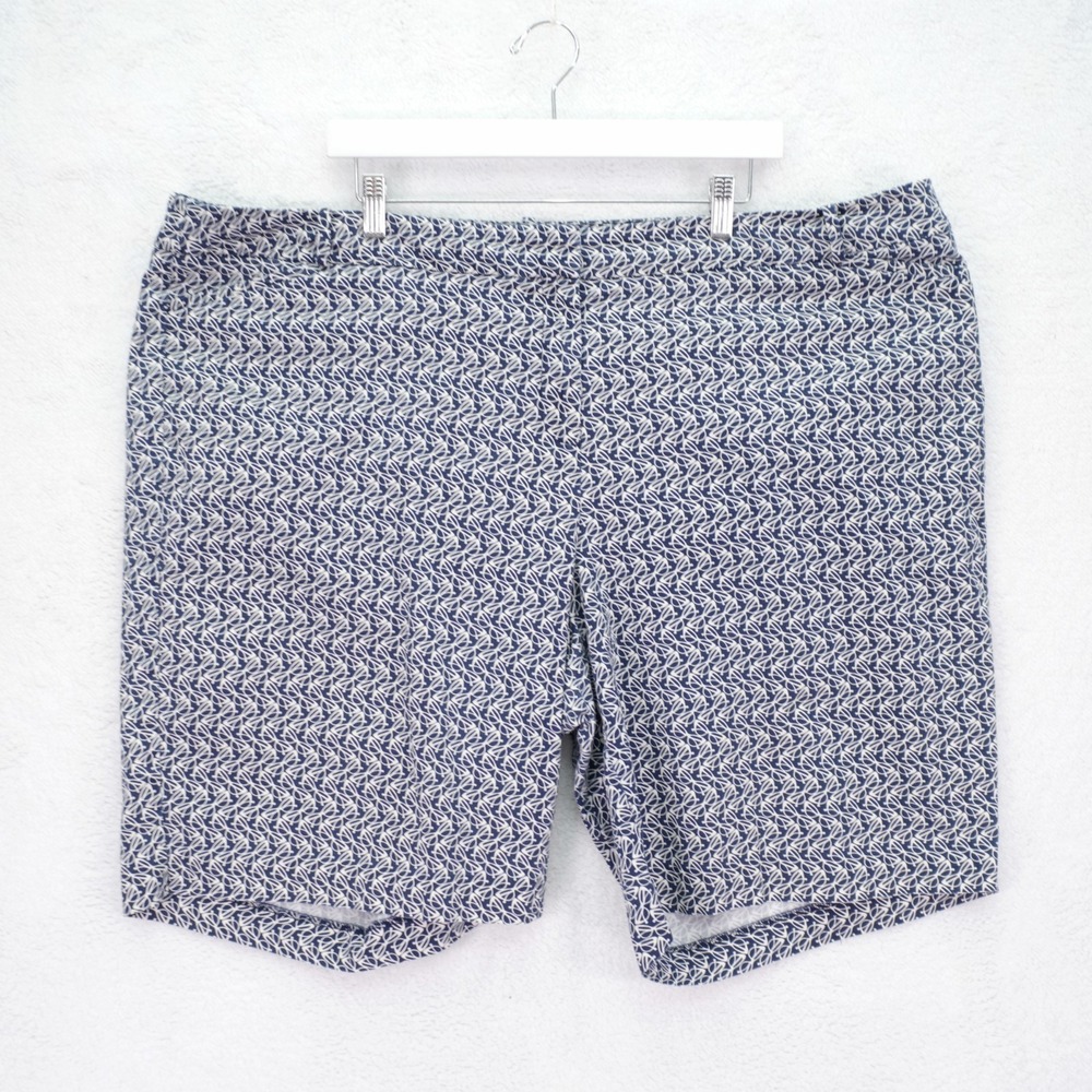 Talbots Woman Chino Shorts Blue White Sunglass Print -24W 47 / 7- High Rise Cot